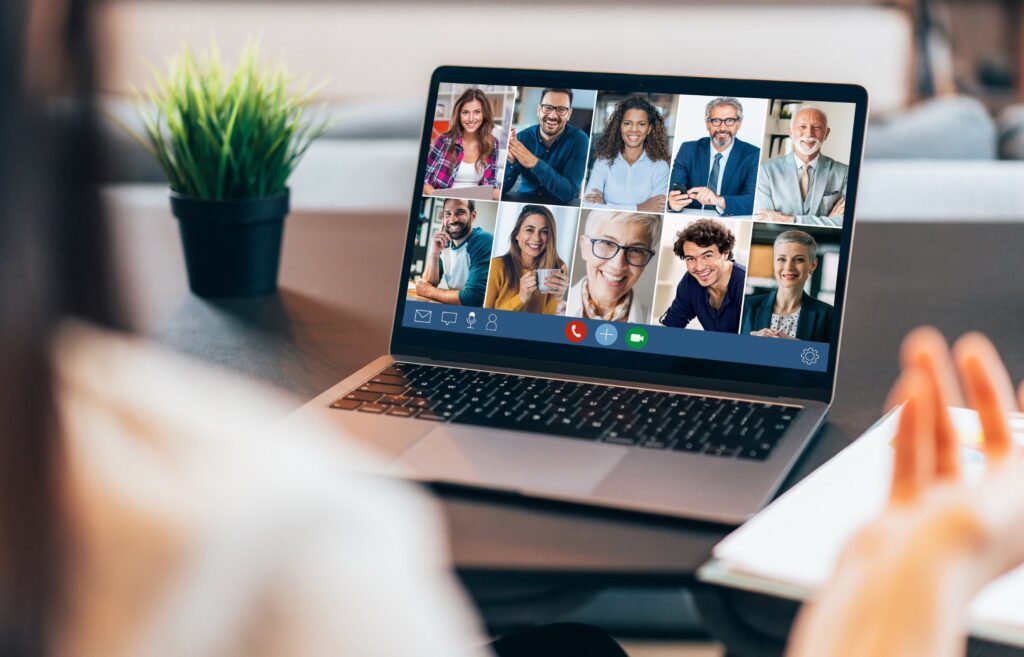 In Sync: Five AI-Supported Ways to Keep Your Internal Team Aligned